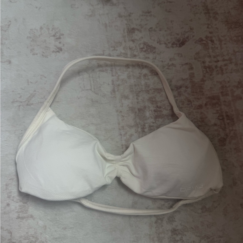DFYNE White Halter Sports Bra